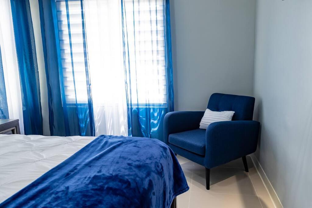 Pyramid Point Manor Villa Ocho Rios Ngoại thất bức ảnh